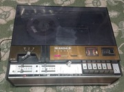 Magnetofon szpulowy Unitra z taśmami