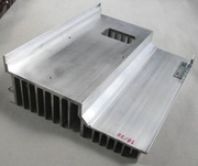 RADIATOR ALUMINIOWY 1,6 kg 24cm X 7,5cm X 20cm