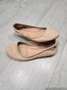 Damskie, beżowe baleriny zamszowe, r.36