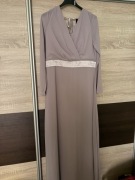 Nowa sukienka maxi w kolorze GREY