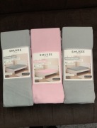 Zestaw trzech prześcieradeł z gumkami rozmiar 160x200x25