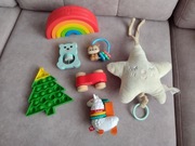Zestaw zabawek, pozytywka, grzechotki 