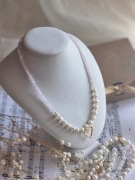 Naszyjnik z pereł slodkowodnych i koralików szklanyh diamentowych