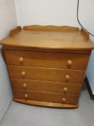 Łóżeczko i komoda z przewijakiem drewniane