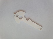 Kompaktowy brelok multitool 8w1, wydrukowany w technologii 3D 