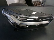 LAMPA REFLEKTOR PRAWA VOLVO XC40 31655990