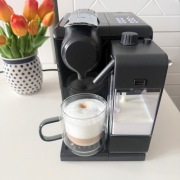 DeLonghi Nespresso ekspres do kawy na kapsułki 