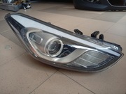 Hyundai i30 II xenon Lampa prawy przod