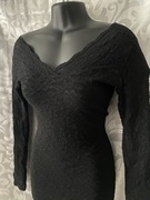 Czarna koronkowa sukienka