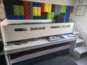 Łóżko młodzieżowe trzyosobowe Interbeds MAX 1 z  3 materacami i biurkiem