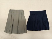 Dwie nowe spódniczki rozmiar podany na zdjęciu