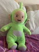 Duża maskotka Teletubiś Dipsy 50 cm