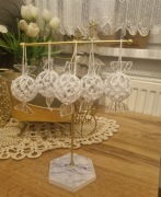 Bombki na szydełku cukierki 5 szt. w kartoniku. Szydełkowe cukierki 