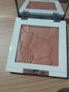 róż rozświetlający CLINIQUE  fressh bloom 12 almond blossom blend