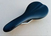 Siodełko FABRIC Scoop Shallow Race CANNONDALE GT Szosa Gravel MTB TITANIUM