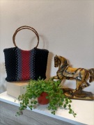 Torebka z makramy w stylu boho