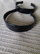 2 czarne opaski do włosów 