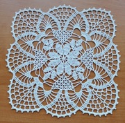 SERWETKA SZYDEŁKOWA PODKŁADKA 27x27 CM BIAŁA 