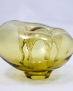 Rzeźba szklana Ikebana, D.Drobnjak, szkło dymione,  Serbia, vintage, 70te