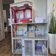 RAINBOW HIGH HOUSE DREWNIANY DOMEK 