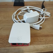 Raspberry Pi 3 Model B V 1.2 + obudowa +radiatory +raspbian+karta16GB