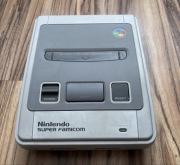 Konsola Nintendo Super Famicon