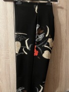 Spodnie damskie w kwiaty 