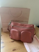 Coccienelle Hyle_torebka nowa_brudny róż_SREBRNE OKUCIA