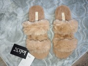 Nowe klapki z futerkiem beżowe Loft 32 rozmiar 40 