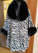 Ponczo wiosenne zebra. Nowe bez metki. Uni