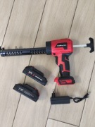 Pistolet akumulatorowy wyciskacz do mas