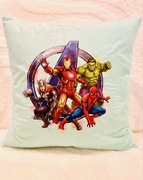 Poduszka Jasiek z nadrukiem Avengers dla dzieci 