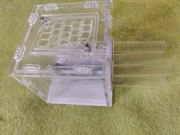 Inkubator „MAXI” na 4 probówki dla mrówek z areną