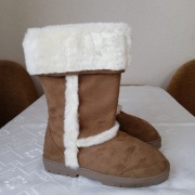 Nowe bez metki Solidnie ocieplone r 7/40