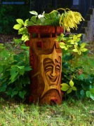 Kwietnik ogrodowy/domowy rzeźbiony ręcznie