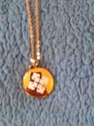 ELIXA łańcuszek z zawieszką nowy 