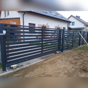 brama przesuwna palisada