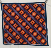 Geometryczny wzór apaszka gawroszka chusta chustka wiosenna wiosna lato