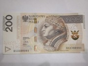 Banknot obiegowy 200 zł BS3388993