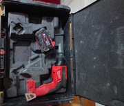 Milwaukee Wkrętarka do suchej zabudowy 18V M18FSG walizka w zestawie bater