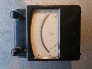 Woltomierz bakelitowy laboratoryjny dokładny kl. 0,5