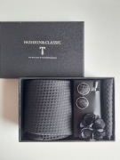 Nowy krawat w pudełku czarny zestaw klips chusteczka spinki do mankietów