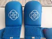 Niebieskie rękawice karate kumite rozmiar L świetny stan