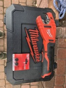 Obcinak do rur Milwaukee 