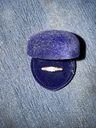 Pierścionek kupiony kilka lat temu za 700 zł