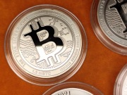 Srebrna moneta Bitcoin 2021 Niue 1 oz 999 – 10 szt. (UNC, kapsle)