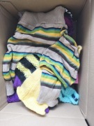 Karton ubranek do sesji