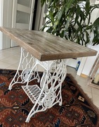 Stolik maszyna Singer blat drewniany