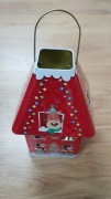 Świąteczny metalowy lampion latarnia czerwona