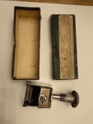 Numerator biurowy typ NRS-4,5A Elektrometr Poznań Globe special  PRL